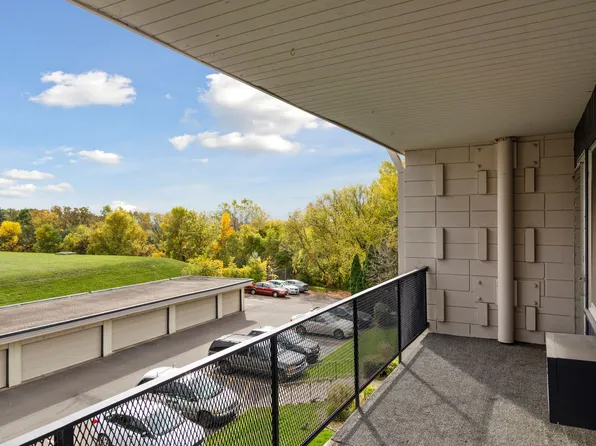 Imperial Heights Apartments