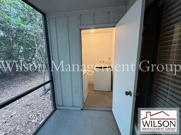 2365 Oak Park Way — Photo 22