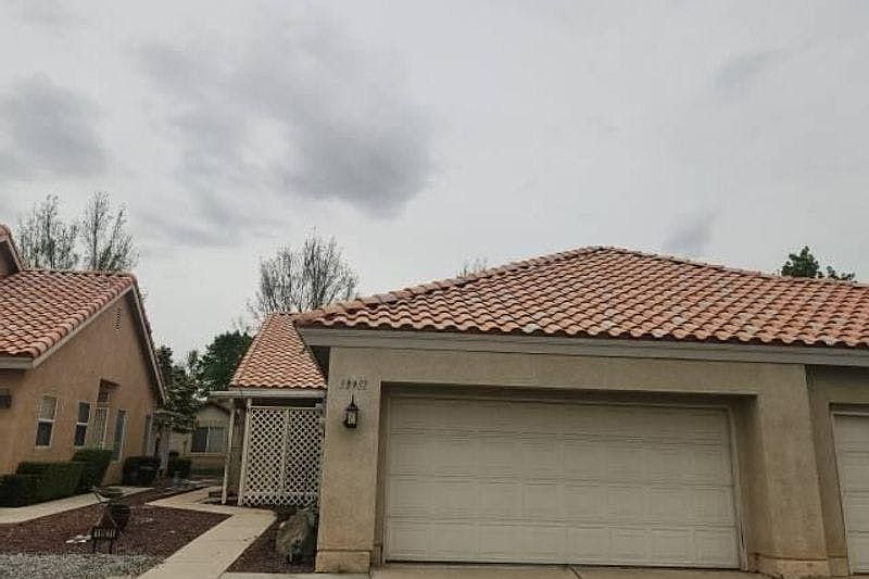 1st image of 19011 Primrose Ln