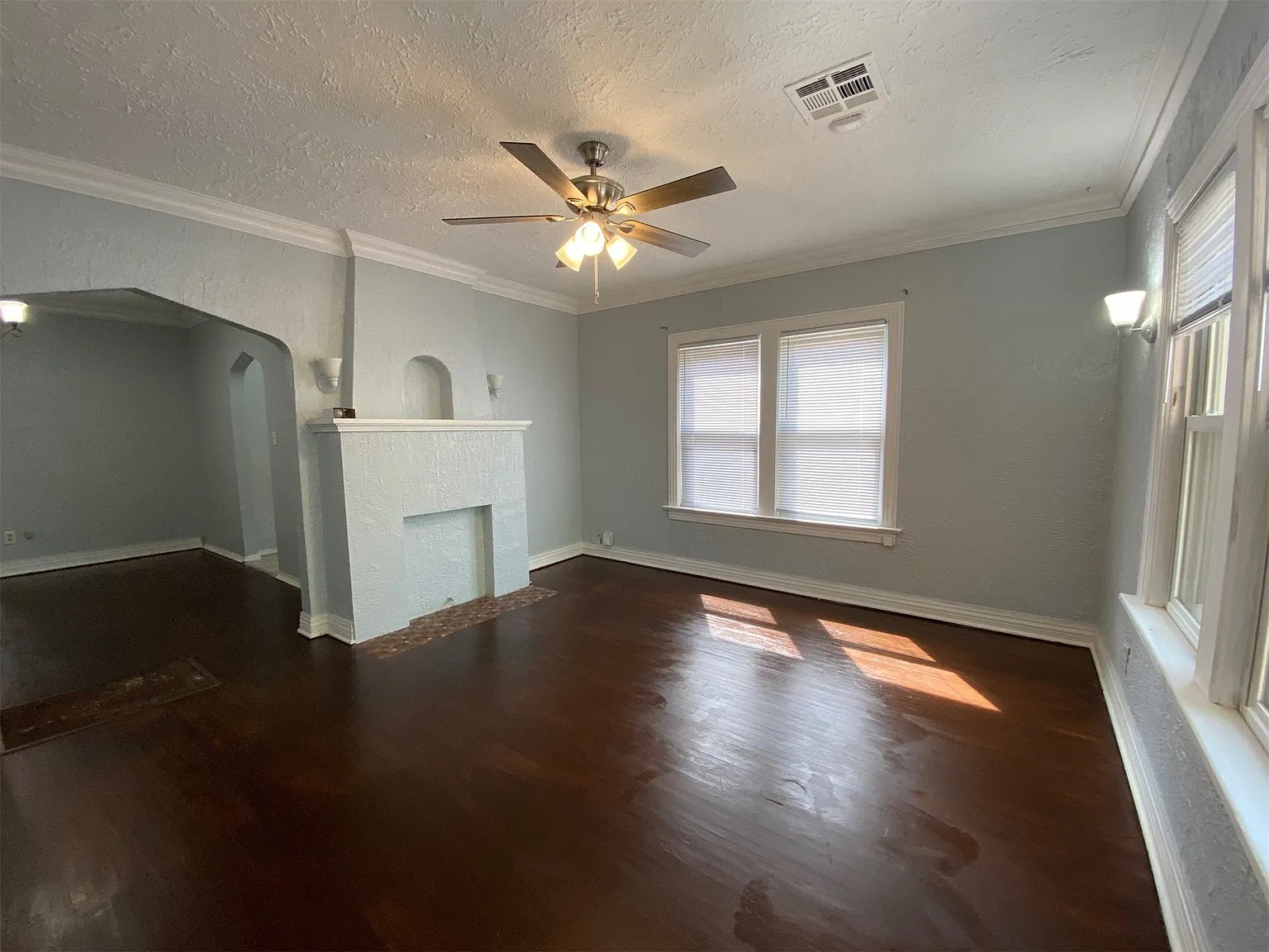 1 bed, 1.0 bath, 814 sqft, $1,050 — Photo 4