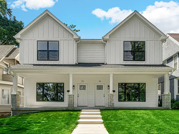 22/26 Richards St, Geneva, IL 60134