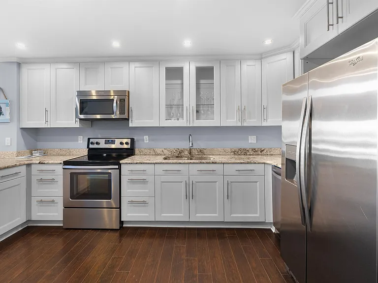 909 S Ponce De Leon Blvd — Photo 11