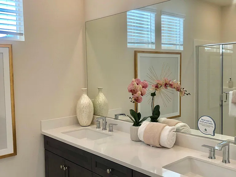 820 Plum Way — Photo 2