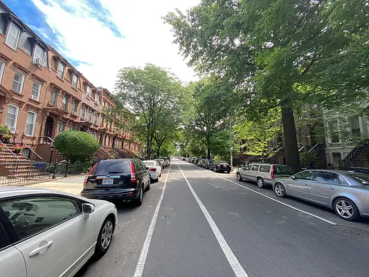 Rented by Massada Home Sales Inc | media 21