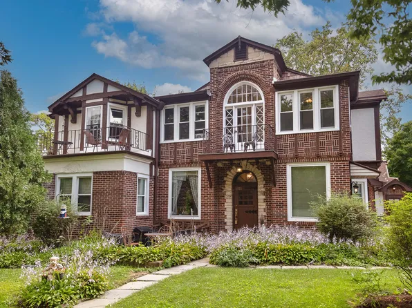 1155 Saint Johns Ave, Highland Park, IL
