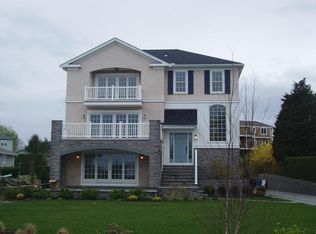 426 Tuckerman Ave, Middletown, RI 02842