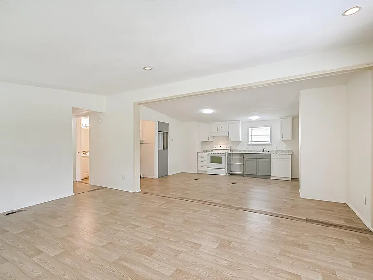 1749 Max Rd #4 — Photo 8