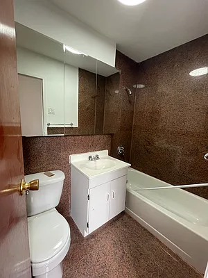 Rented by Bond New York | media 14