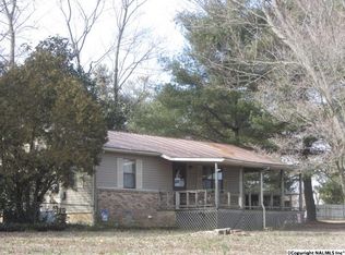94 2nd Ave SW, Sylvania, AL 35988