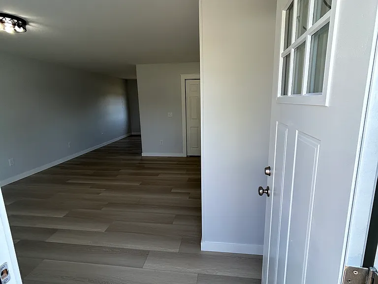 829 S Mountain St — Photo 2