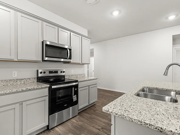 10201 Altair Dr — Photo 4