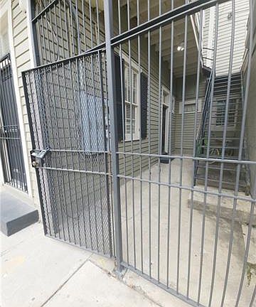 2nd image of 1005 Josephine St APT F