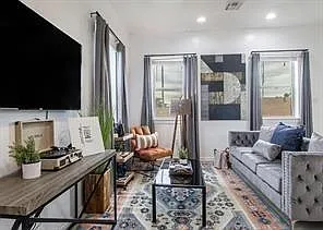 2318 Martin Luther King Jr Blvd — Photo 3