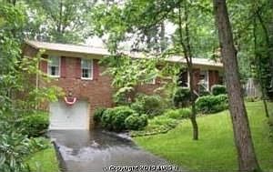 1st image of 330 Braehead Dr