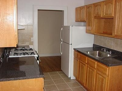 2nd image of 1410 Parkchester Rd APT 4F