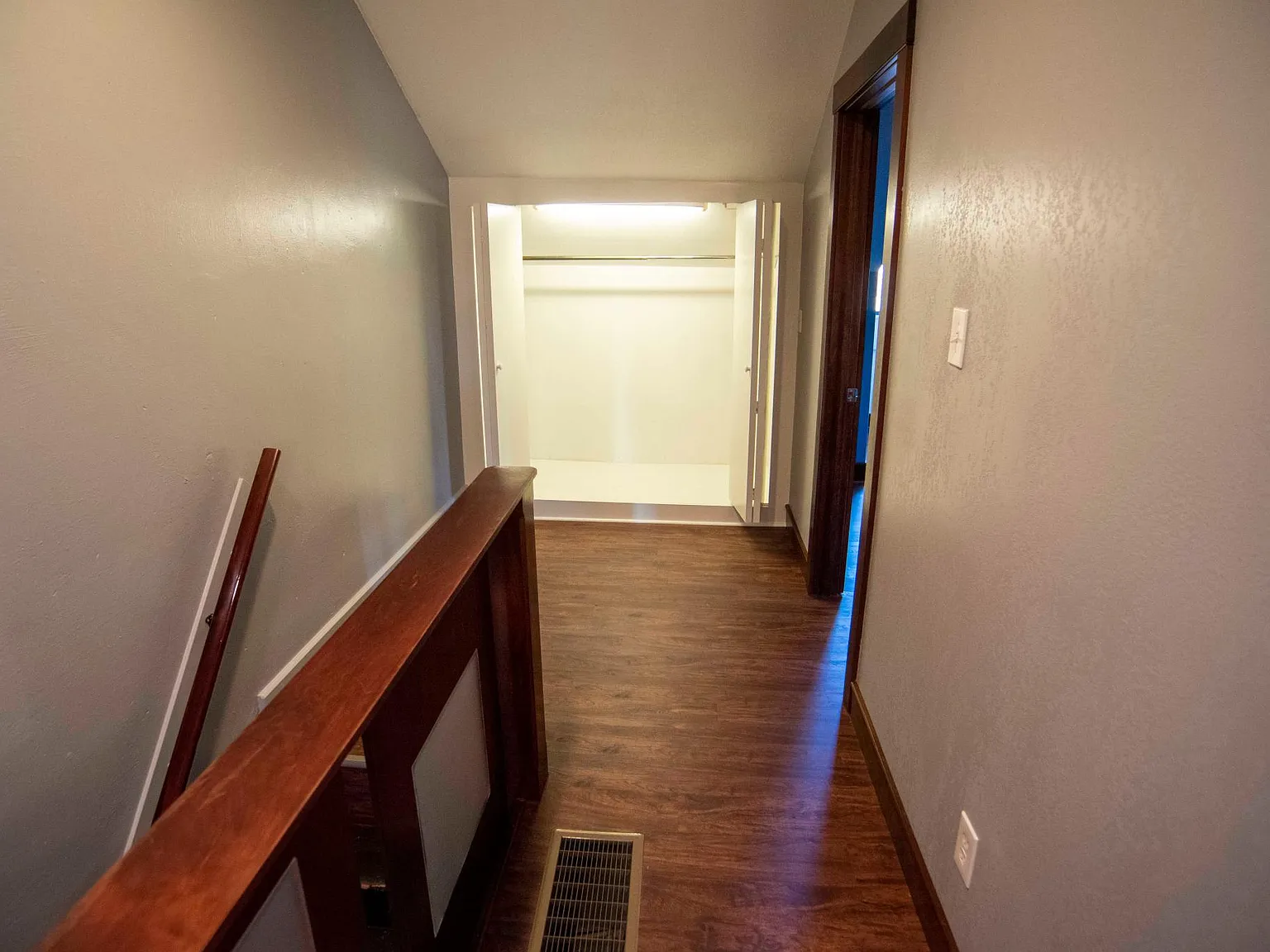 3 bed, 1.5 bath, 1400 sqft, $1,600 — Photo 4