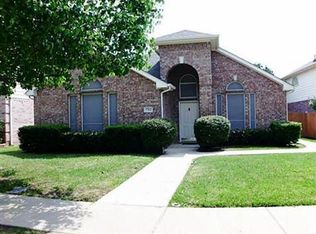 7762 Beaver Head Rd, Fort Worth, TX 76137