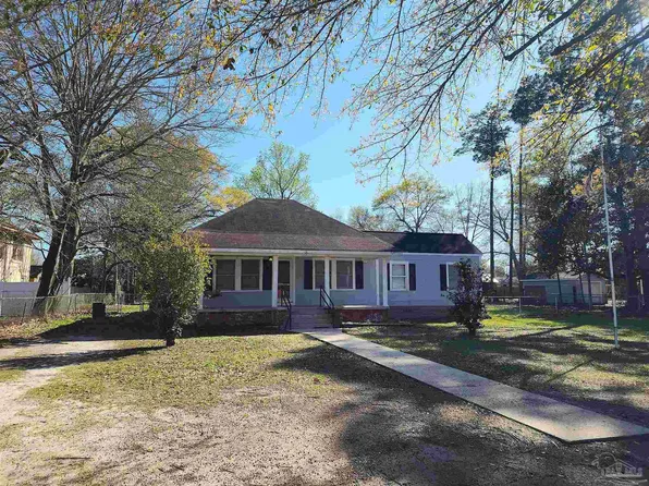 706 E Horner St, Atmore, AL 36502