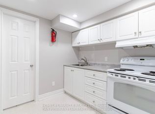 3 Teddington Cres #Basement, Whitby, ON L1R 1S4