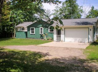 N10822 Somo Lake Dr, Tomahawk, WI 54487