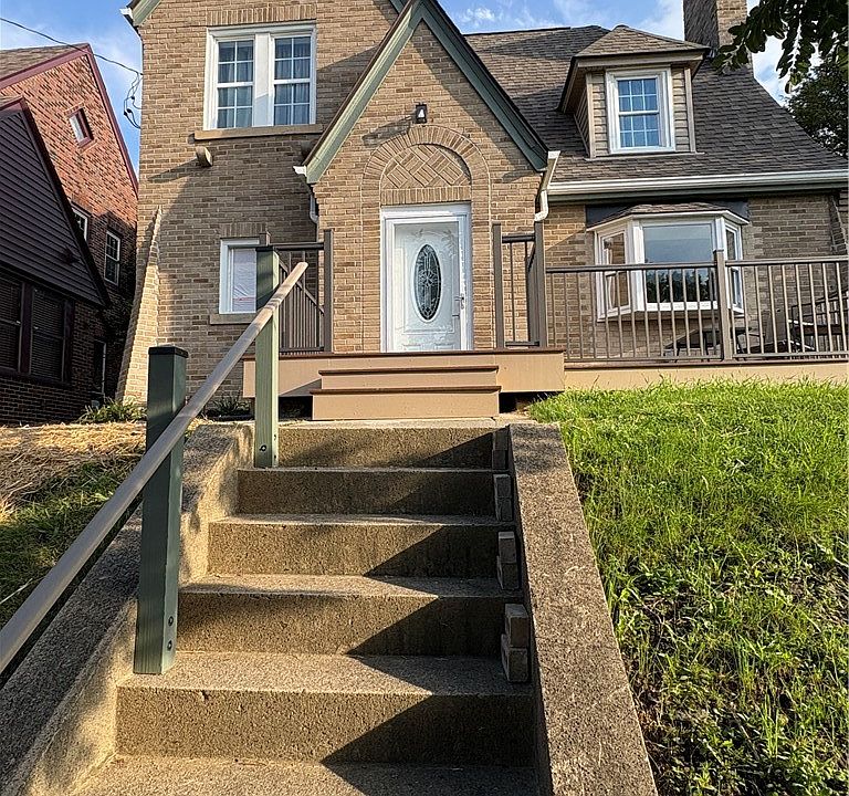 1st image of 140 Marshall Ave