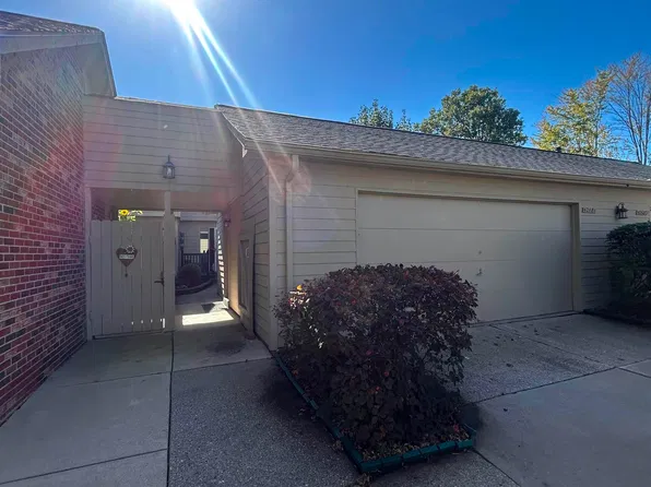 42681 Jonathan Pl, Clinton Township, MI 48038