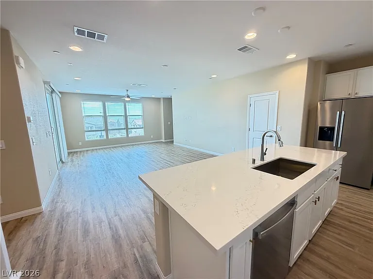 1741 N Desert Foothills Dr — Photo 11