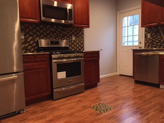 Rented by Capri Jet Realty Corp | media 1