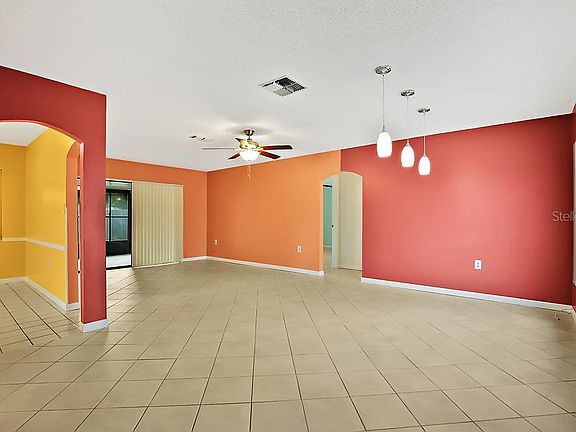 2nd image of 1238 Calamondin Dr