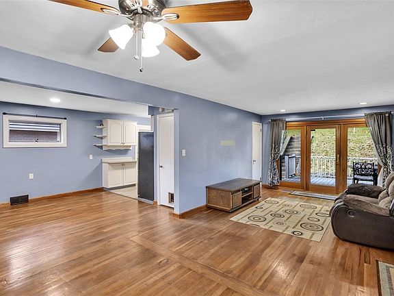 4th image of 314 Noll Avenue Ext