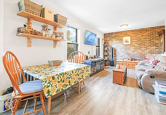 5th image of 20-13 41st St