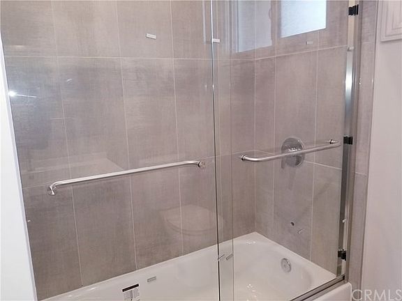 3rd image of 309 N Maplewood Ave