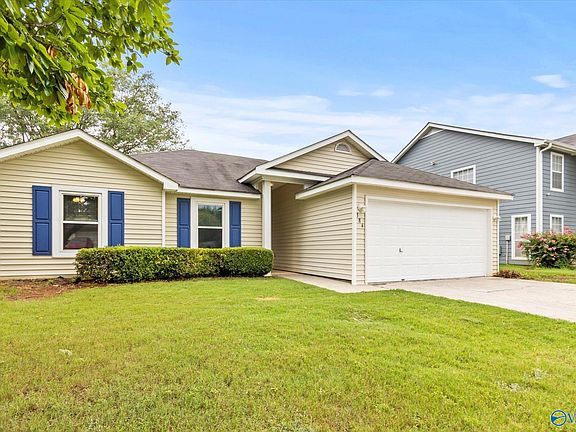 3rd image of 384 River Bend Dr SW