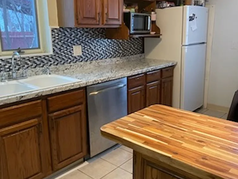 1249 Vestal Ave — Photo 26