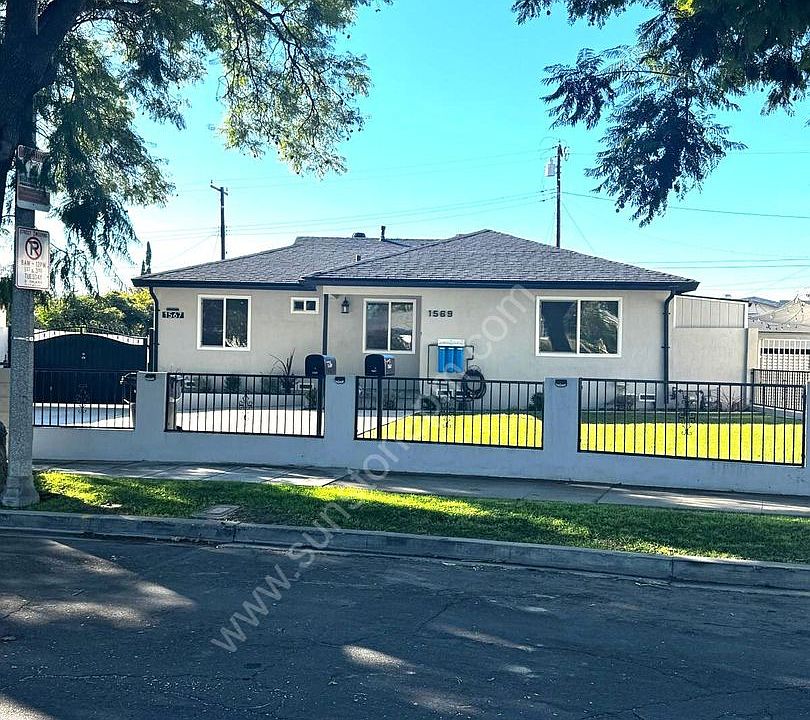 1st image of 1569-1567 Carol Dr