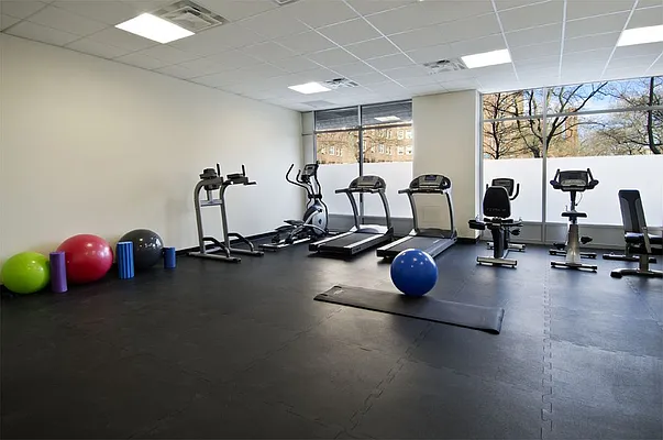 Rented by Greystar | media 14