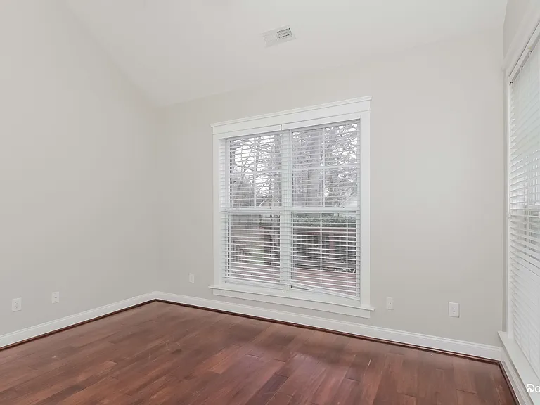 16125 Kelly Park Cir — Photo 13
