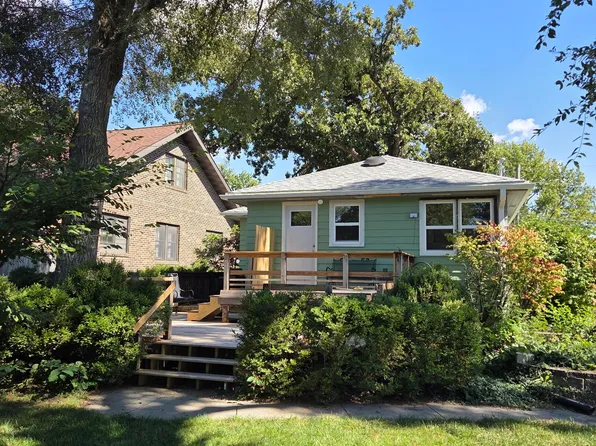 121 W 11th St S, Newton, IA 50208