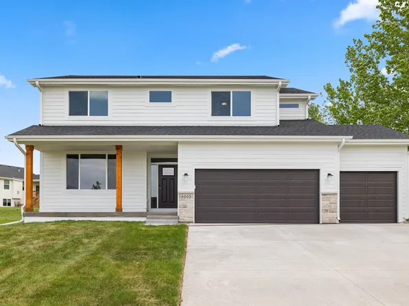 5005 147th St, Urbandale, IA 50323