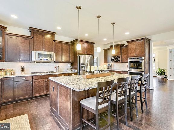 4th image of 41728 Wakehurst Pl