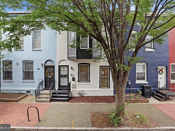 2nd image of 31 Bates St NW