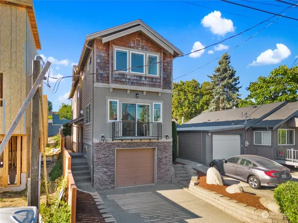 1046 S Director Street, Seattle, WA 98108