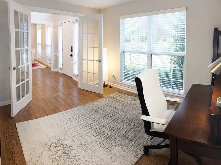 10301 Rougemont Ln — Photo 28