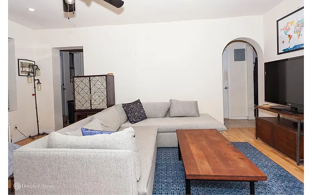 Rented by Douglas Elliman | media 14