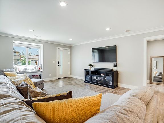 4th image of 2573 Ohlone Dr