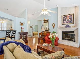 1490 E County Road 354, Utopia, TX 78884