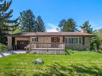 3016 Manley Dr, Lansing, MI, 48910