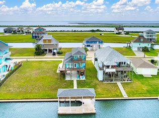 1900 Laguna Harbor Cove Blvd, Port Bolivar, TX 77650