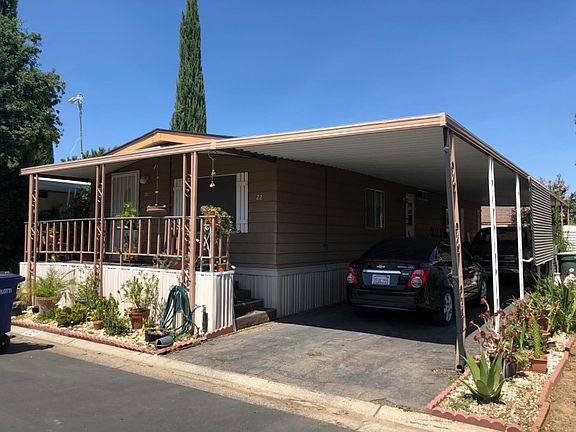 2nd image of 250 E Las Palmas Ave