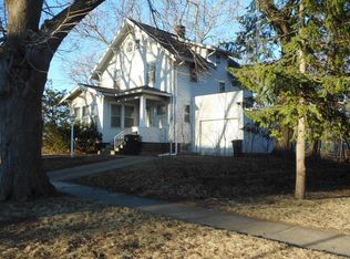 1111 College St, Cedar Falls, IA 50613